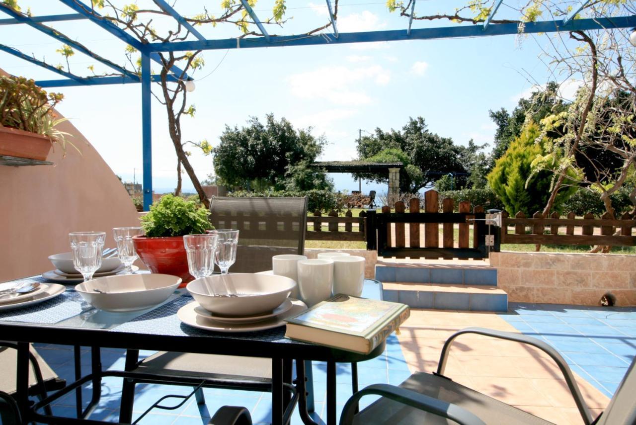 Seaside, Relaxing Family House With Playground! Villa Lavrys 4 Мараті Екстер'єр фото