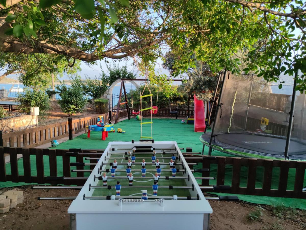 Seaside, Relaxing Family House With Playground! Villa Lavrys 4 Мараті Екстер'єр фото